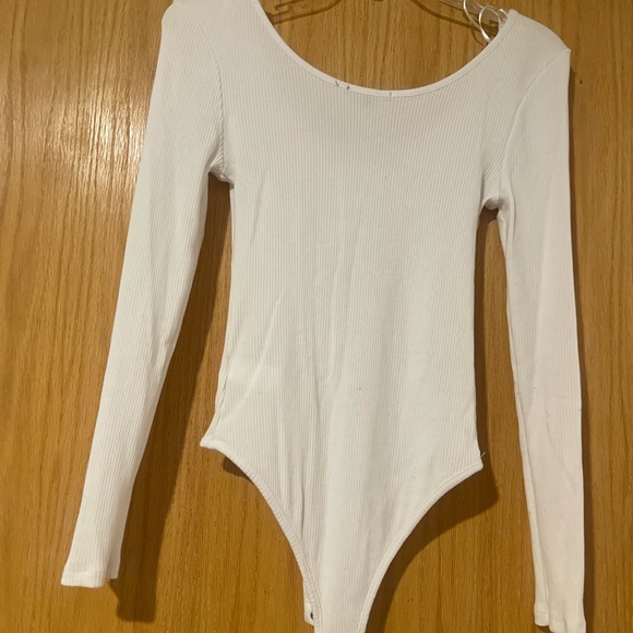 Ambiance White Ribbed Bodysuit - Picture 3 of 3